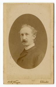 221214 Portret van P.H. Kemper, geboren 1847, lid van de gemeenteraad van Utrecht (1885-1889), in 1894 vertrokken naar ...